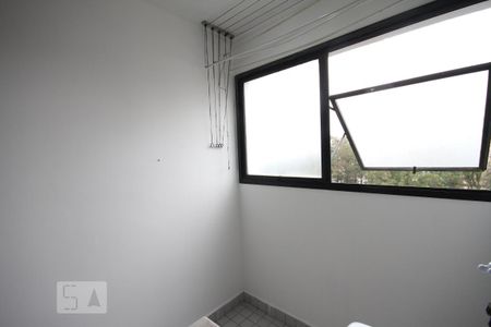 Apartamento à venda com 65m², 2 quartos e 1 vagaÁrea de Serviço