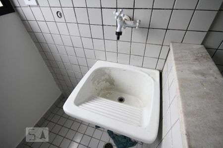 Apartamento à venda com 65m², 2 quartos e 1 vagaÁrea de Serviço