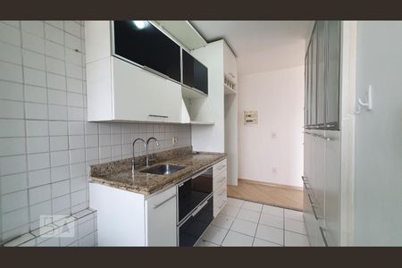 Cozinha de apartamento para alugar com 2 quartos, 63m² em Barra Funda, São Paulo