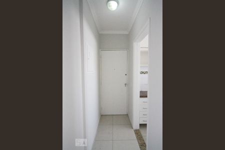 Entrada de apartamento à venda com 2 quartos, 60m² em Vila Iorio, São Paulo