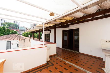 Varanda dos dormitórios 1 e 2 de casa à venda com 8 quartos, 466m² em Santa Cecilia, São Paulo