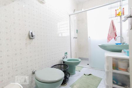 Casa à venda com 180m², 3 quartos e 4 vagasBanheiro Social 