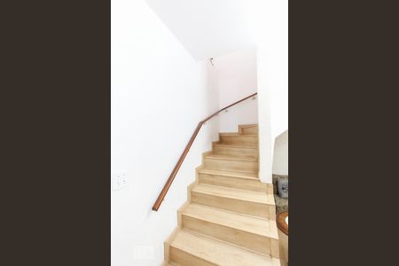 Acesso aos quartos  de casa à venda com 3 quartos, 180m² em Parque Jabaquara, São Paulo