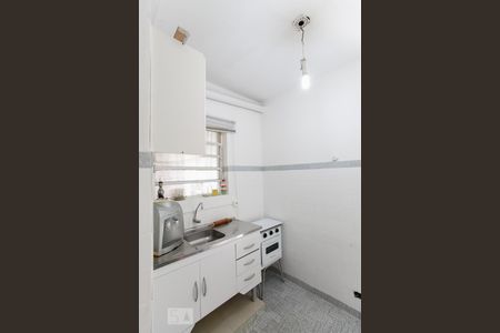 Casa à venda com 180m², 3 quartos e 4 vagasEdícula - Cozinha