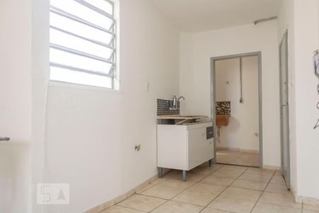 Cozinha de apartamento para alugar com 1 quarto, 44m² em Água Branca, São Paulo