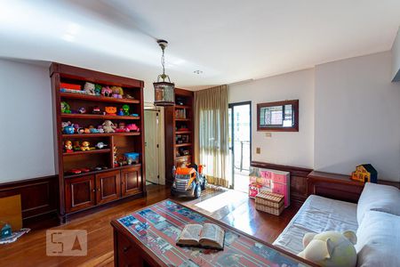 Apartamento à venda com 600m², 4 quartos e 4 vagasSuite 2