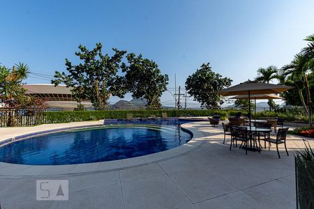 Apartamento à venda com 600m², 4 quartos e 4 vagasÁrea comum - Piscina