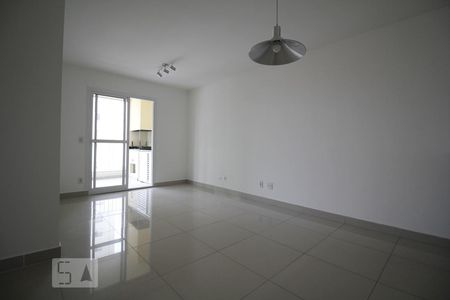 Sala de apartamento para alugar com 3 quartos, 70m² em Vila Dom Pedro I, São Paulo