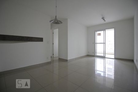 Sala de apartamento para alugar com 3 quartos, 70m² em Vila Dom Pedro I, São Paulo