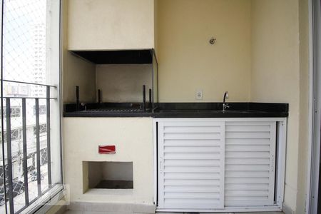 Sacada de apartamento para alugar com 3 quartos, 70m² em Vila Dom Pedro I, São Paulo