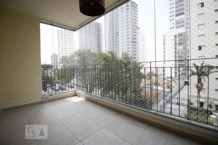 Sacada  de apartamento para alugar com 3 quartos, 70m² em Vila Dom Pedro I, São Paulo