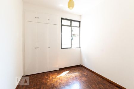 Quarto de apartamento para alugar com 3 quartos, 95m² em Coracao de Jesus, Belo Horizonte