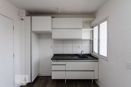 Studio para alugar com 29m², 1 quarto e sem vaga Studio para alugar com 29m², 1 quarto e sem vagaCozinha