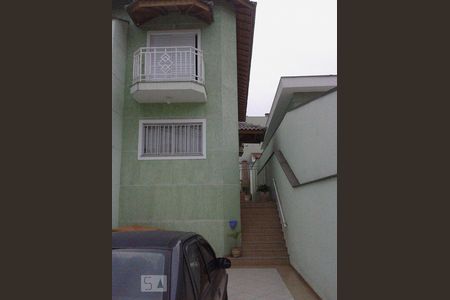 Garagem de casa à venda com 3 quartos, 120m² em Vila Pita, São Paulo
