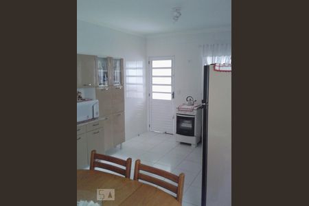 Cozinha de casa à venda com 3 quartos, 120m² em Vila Pita, São Paulo