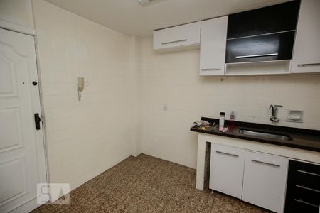 Apartamento à venda com 96m², 3 quartos e 1 vagaCozinha
