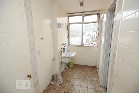 Apartamento à venda com 96m², 3 quartos e 1 vagaÁrea de Serviço