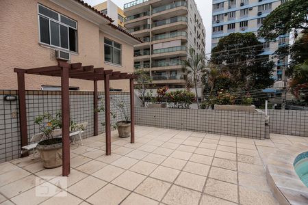 Apartamento à venda com 96m², 3 quartos e 1 vagaPlay