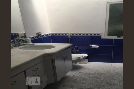 Banheiro de casa à venda com 2 quartos, 460m² em Cidade Jardim, São Paulo