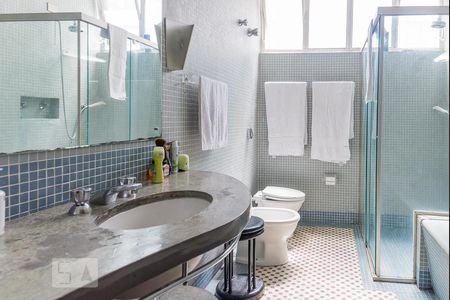 Suite de apartamento à venda com 3 quartos, 211m² em Higienópolis, São Paulo