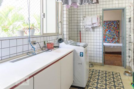 Apartamento à venda com 211m², 3 quartos e 2 vagasArea Serviço