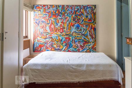 Apartamento à venda com 211m², 3 quartos e 2 vagasQuarto Serviço