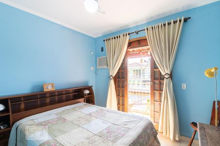 Casa à venda com 94m², 3 quartos e 2 vagas Casa à venda com 94m², 3 quartos e 2 vagasSuíte