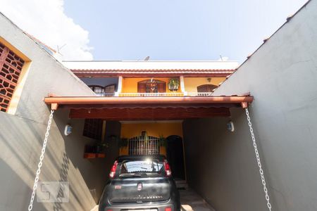 Casa à venda com 94m², 3 quartos e 2 vagas Casa à venda com 94m², 3 quartos e 2 vagasGaragem