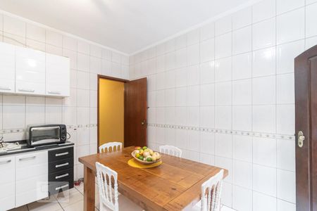 Casa à venda com 94m², 3 quartos e 2 vagas Casa à venda com 94m², 3 quartos e 2 vagasCozinha