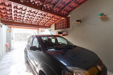 Casa à venda com 94m², 3 quartos e 2 vagas Casa à venda com 94m², 3 quartos e 2 vagasGaragem