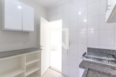 Cozinha de apartamento para alugar com 1 quarto, 36m² em Vila Gonçalves, São Bernardo do Campo