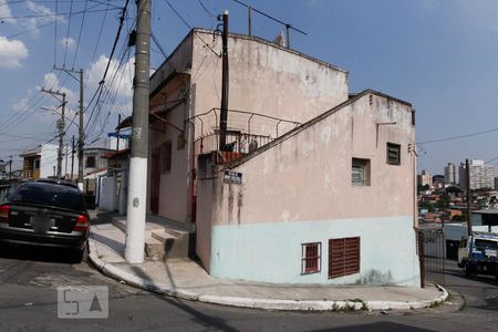 Casa à venda com 268m², 8 quartos e 3 vagasFachada