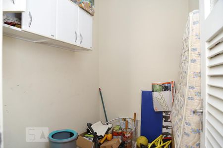 Apartamento à venda com 83m², 2 quartos e 1 vagaquarto de serviço