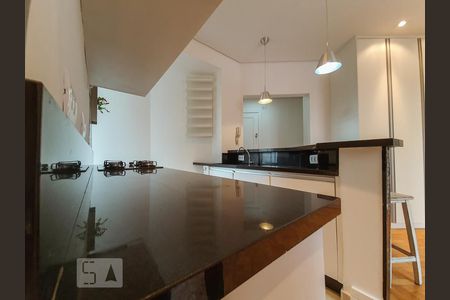 Cozinha de apartamento para alugar com 1 quarto, 42m² em Bela Vista, São Paulo
