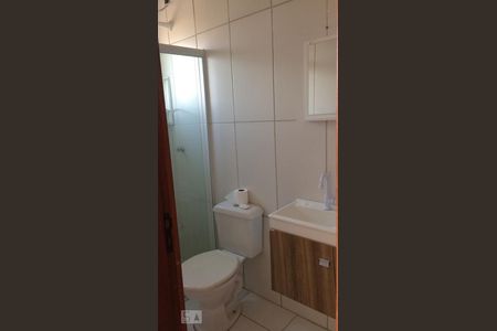 Banheiro de apartamento para alugar com 2 quartos, 67m² em Ingleses do Rio Vermelho, Florianópolis