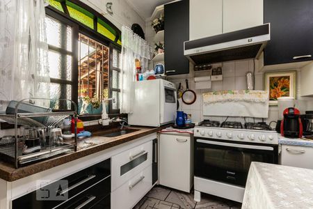 Casa à venda com 250m², 3 quartos e 8 vagas Casa à venda com 250m², 3 quartos e 8 vagasCozinha