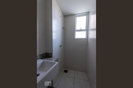 Apartamento à venda com 77m², 2 quartos e 2 vagasBanheiro Suíte