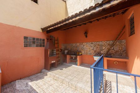 Casa para alugar com 130m², 2 quartos e sem vagaÁrea de Serviço e churrasqueira