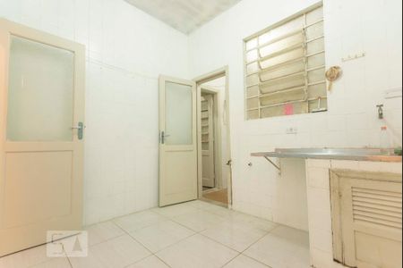 Apartamento à venda com 90m², 2 quartos e sem vagaCozinha