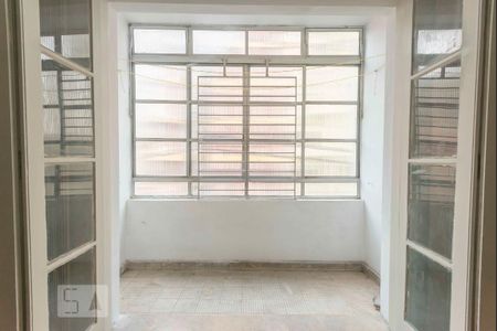 Apartamento à venda com 90m², 2 quartos e sem vagaSacada