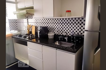 Cozinha de apartamento à venda com 2 quartos, 48m² em Gopouva, Guarulhos