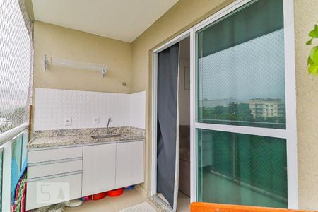 Varanda Gourmet de apartamento à venda com 2 quartos, 60m² em Taquara, Rio de Janeiro