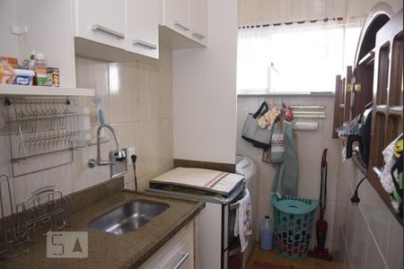 Apartamento à venda com 52m², 2 quartos e 1 vagaCozinha