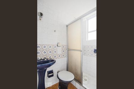 Banheiro de apartamento para alugar com 1 quarto, 31m² em Centro Histórico, Porto Alegre
