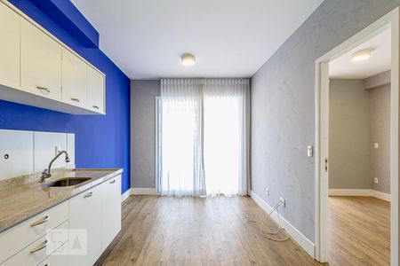 Sala e cozinha de apartamento à venda com 1 quarto, 44m² em Vila Olímpia, São Paulo