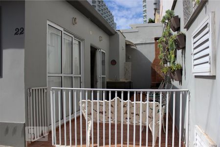 Casa de condomínio para alugar com 100m², 3 quartos e 2 vagas Casa de condomínio para alugar com 100m², 3 quartos e 2 vagasÁrea Externa