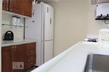Casa de condomínio para alugar com 100m², 3 quartos e 2 vagas Casa de condomínio para alugar com 100m², 3 quartos e 2 vagasCozinha
