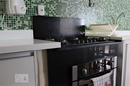 Casa de condomínio para alugar com 100m², 3 quartos e 2 vagas Casa de condomínio para alugar com 100m², 3 quartos e 2 vagasCozinha
