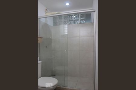 Casa de condomínio para alugar com 100m², 3 quartos e 2 vagas Casa de condomínio para alugar com 100m², 3 quartos e 2 vagasBanheiro Social 2