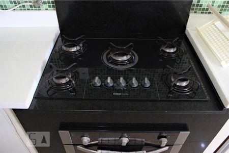 Casa de condomínio para alugar com 100m², 3 quartos e 2 vagas Casa de condomínio para alugar com 100m², 3 quartos e 2 vagasCozinha